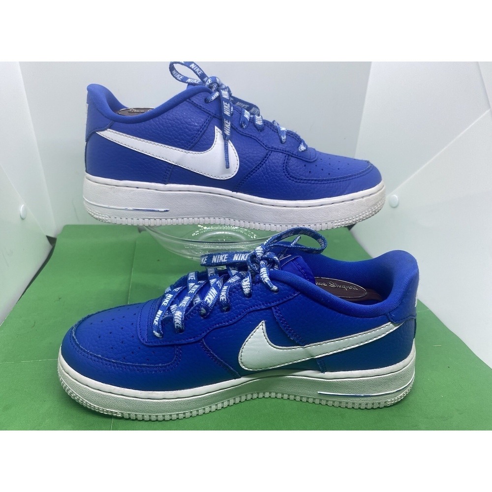 Size 5.5Y  Nike Air Force 1 Low LV8 NBA Game Royal 820438-403 University Blue.